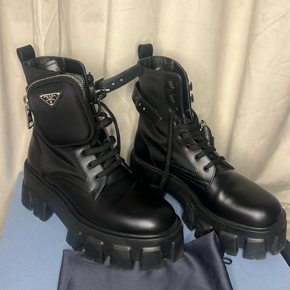 Prada Monolith boots with pouch size 37. Lightly worn. Not new; not bad. - Picture 4 of 4